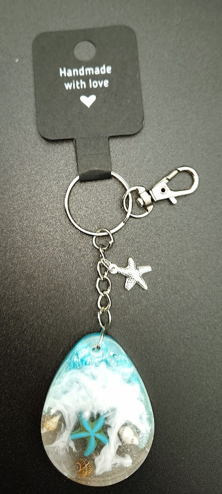 Seashell key chain, Gifts for teen girls, beach lover gift, Dreaming of the sea keychain, Sea turtle gifts for Mom, Beach bridesmaid gift